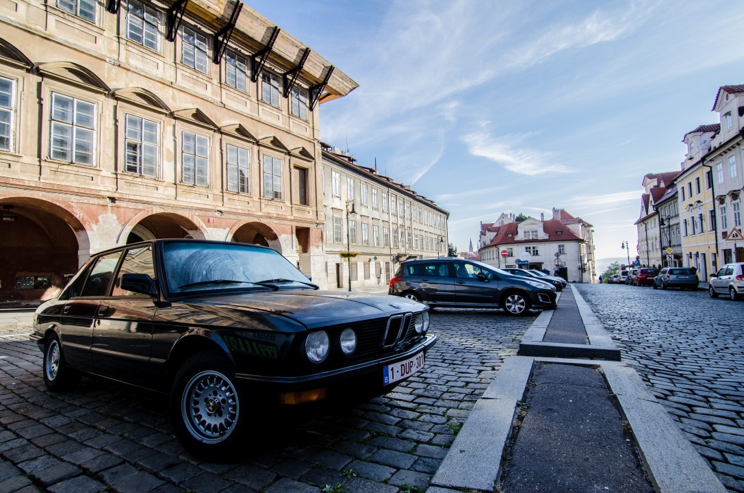 BMW 518I E28 Praag