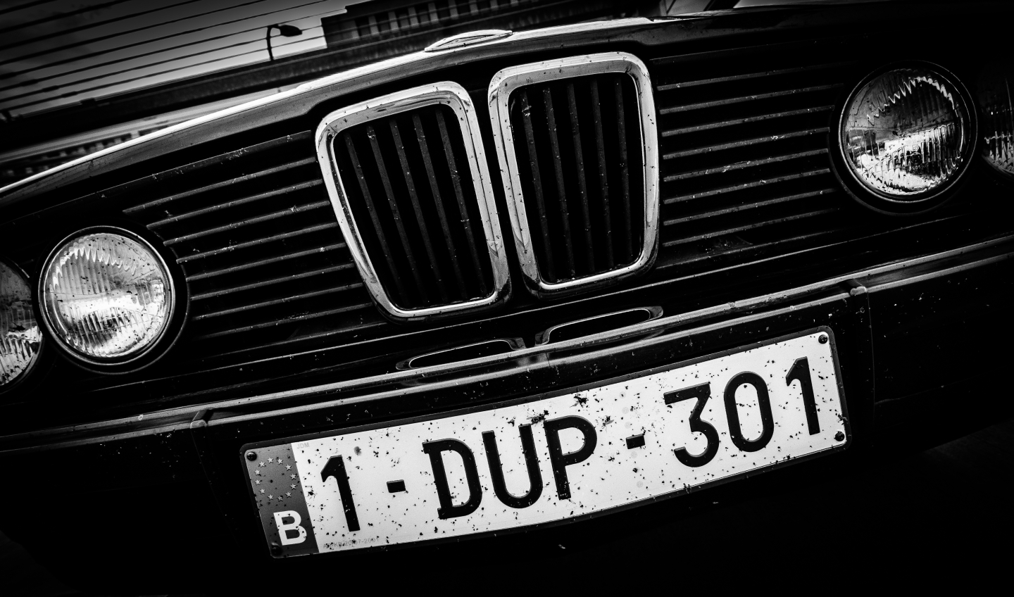 BMW E28 518i nose