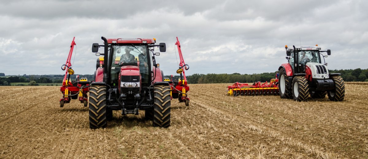 Case Maxxum 140 and Väderstad Tempo F8