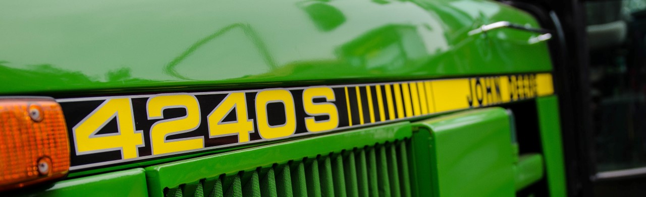 John Deere 4240S